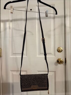 Spartina 449 Black and Tan Chevron Crossbody Bag